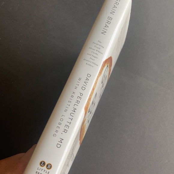 Grain Brain by David Perlmutter, MD - Picture 2 of 3